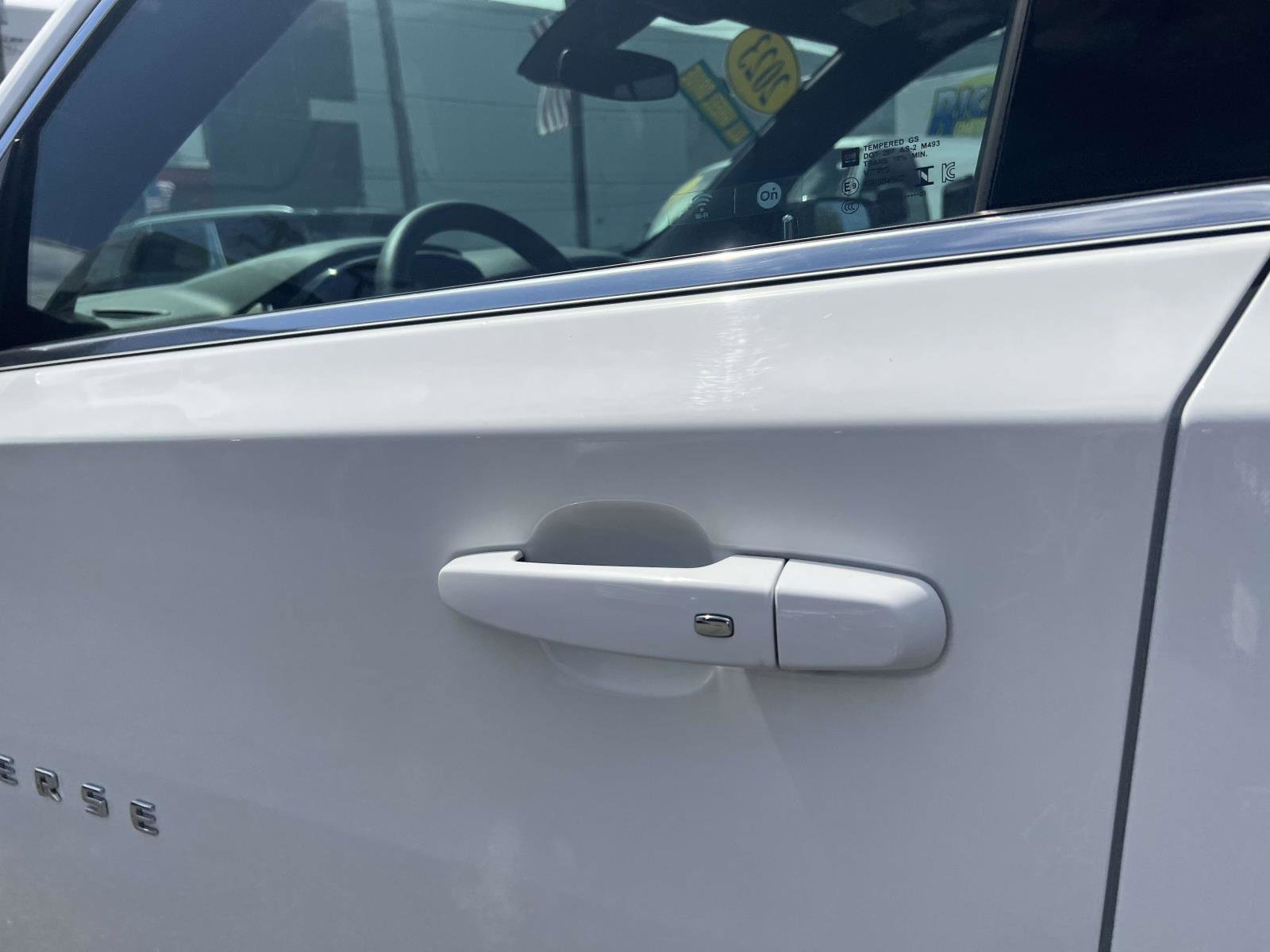 Used 2023 Chevrolet Traverse LS image 11