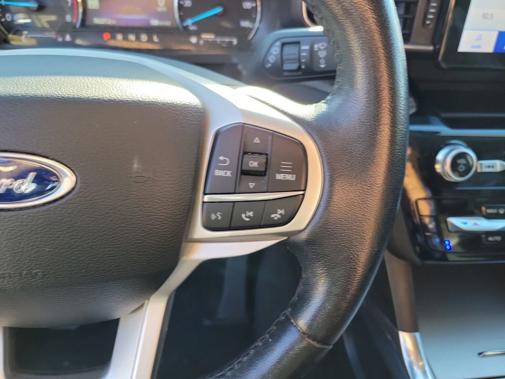 Used 2023 Ford Explorer Limited w/ Equipment Group 301A image 19