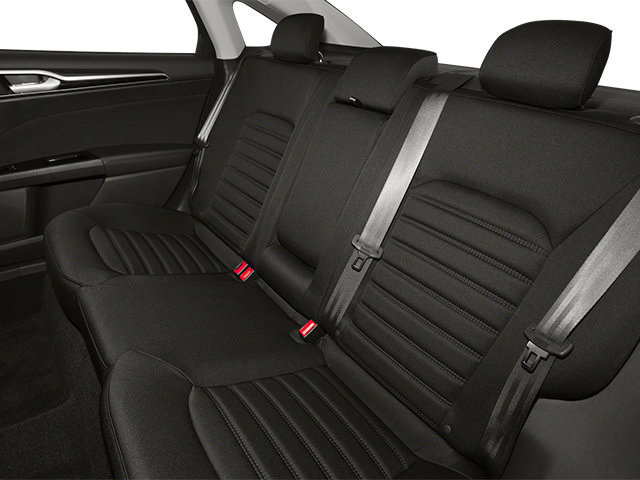 Used 2013 Ford Fusion SE FWD image 16