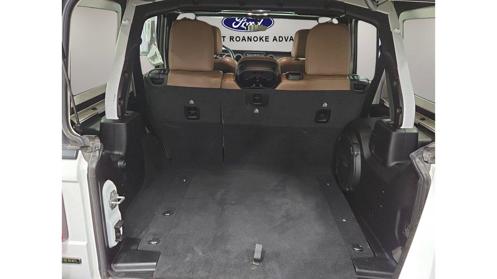 Used 2021 Jeep Wrangler Unlimited Rubicon AWD/4WD image 15