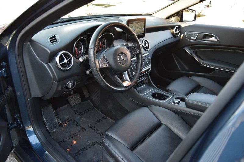 Used 2020 Mercedes-Benz GLA 250 4MATIC image 15