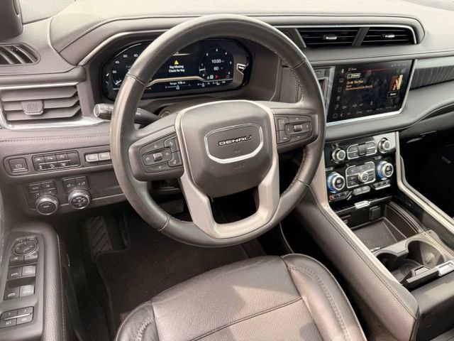 Used 2023 GMC Yukon Denali AWD/4WD image 19