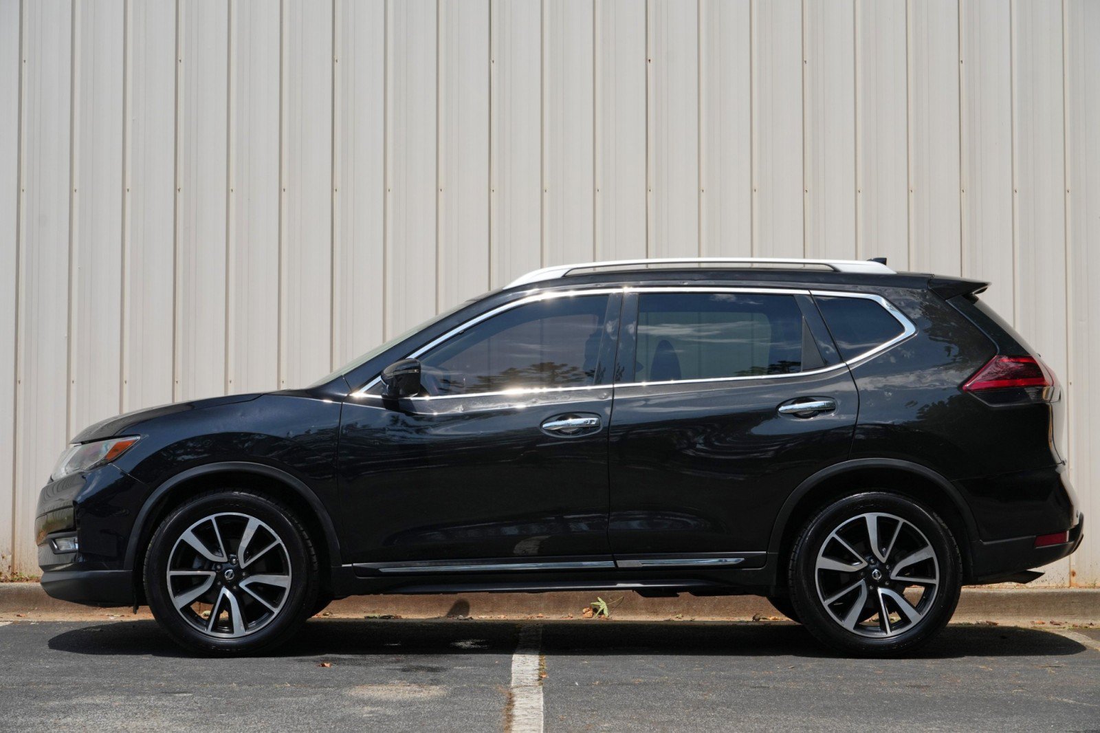 Used 2019 Nissan Rogue SL AWD/4WD image 8