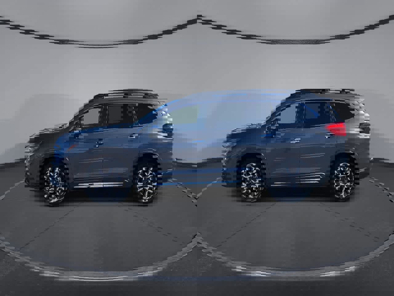 Used 2023 Subaru Ascent Touring image 5