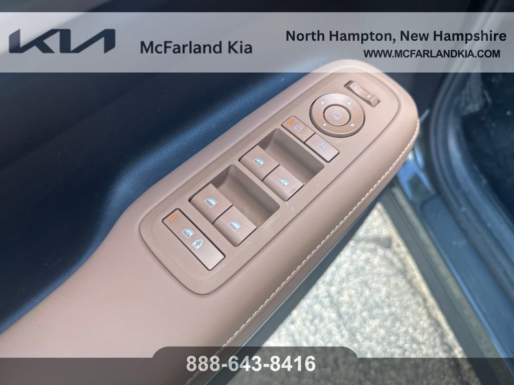 Used 2024 Hyundai Santa Fe Limited AWD/4WD image 12
