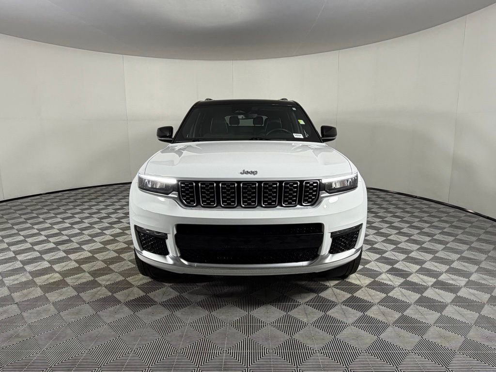 Used 2023 Jeep Grand Cherokee L Summit w/ Luxury Tech Group V image 9