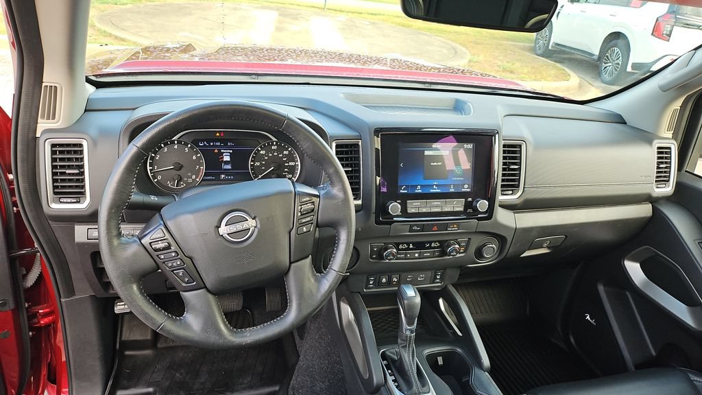 Certified 2023 Nissan Frontier SV w/ SV Premium Package RWD image 7