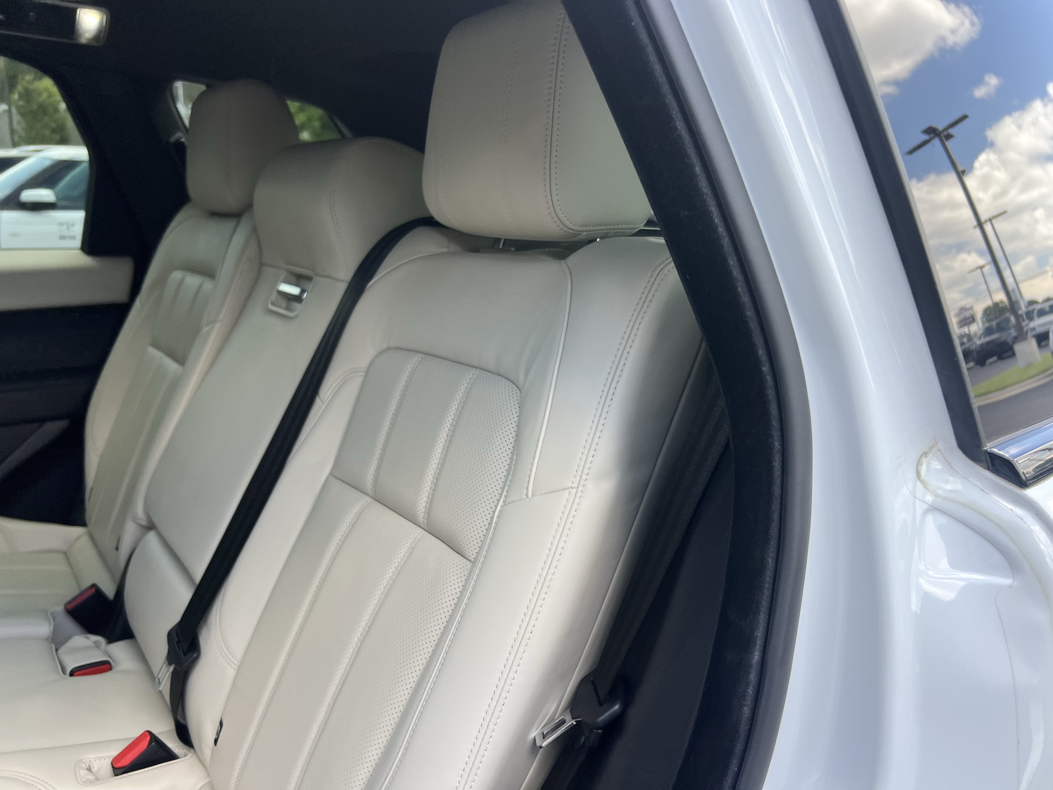 Used 2022 Land Rover Range Rover Sport HSE Silver Edition AWD/4WD image 35