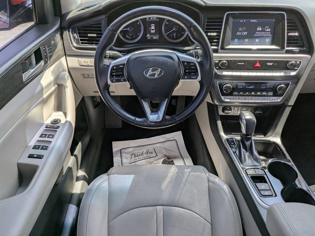 Used 2019 Hyundai Sonata Limited FWD image 13