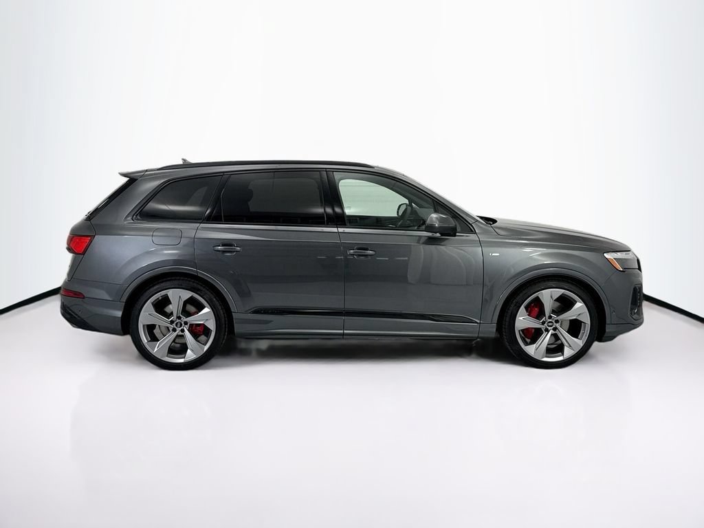 Used 2026 Audi Q7 3.0T Prestige w/ Prestige Package AWD/4WD image 5