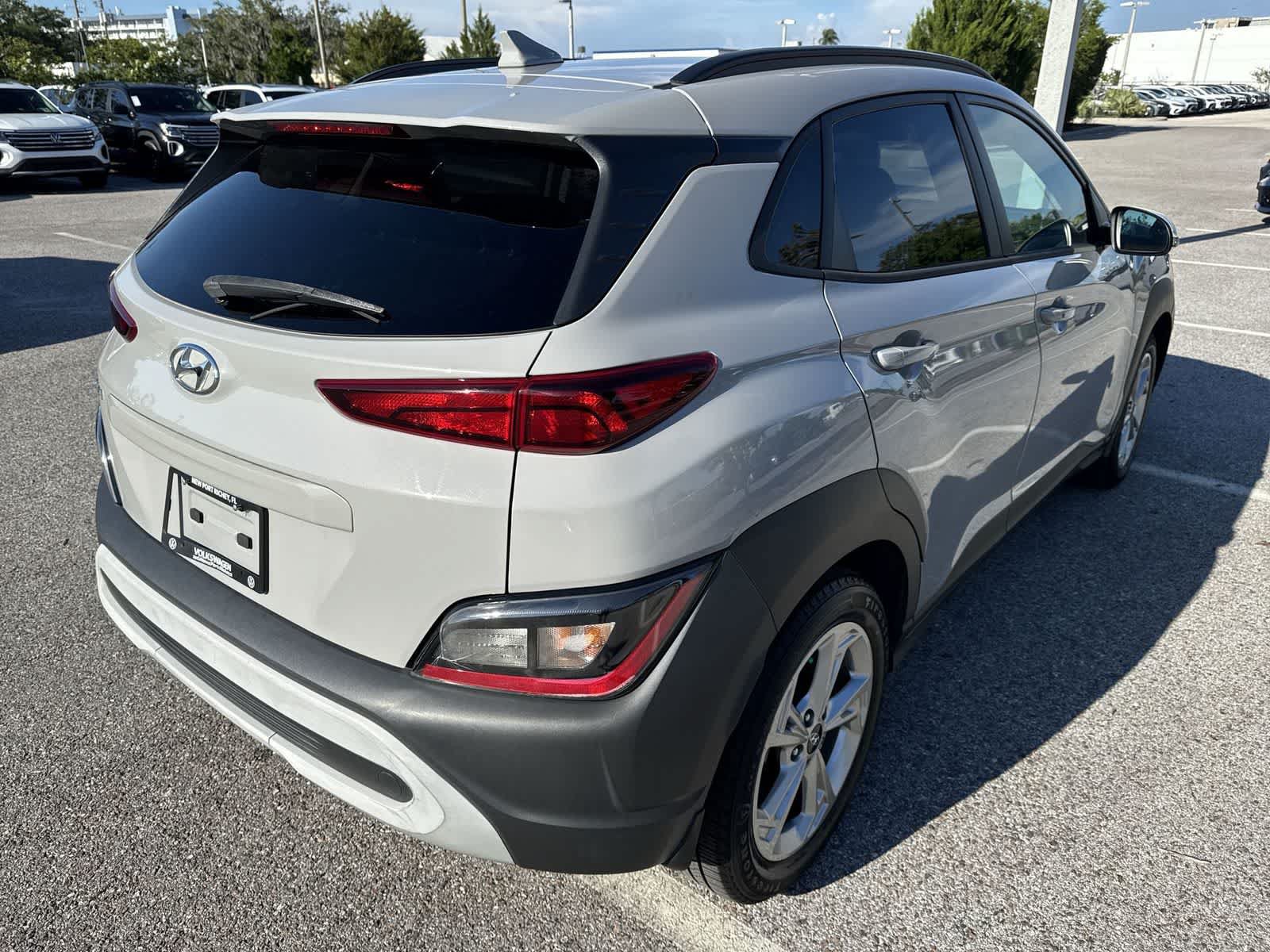 Used 2022 Hyundai Kona SEL FWD image 14