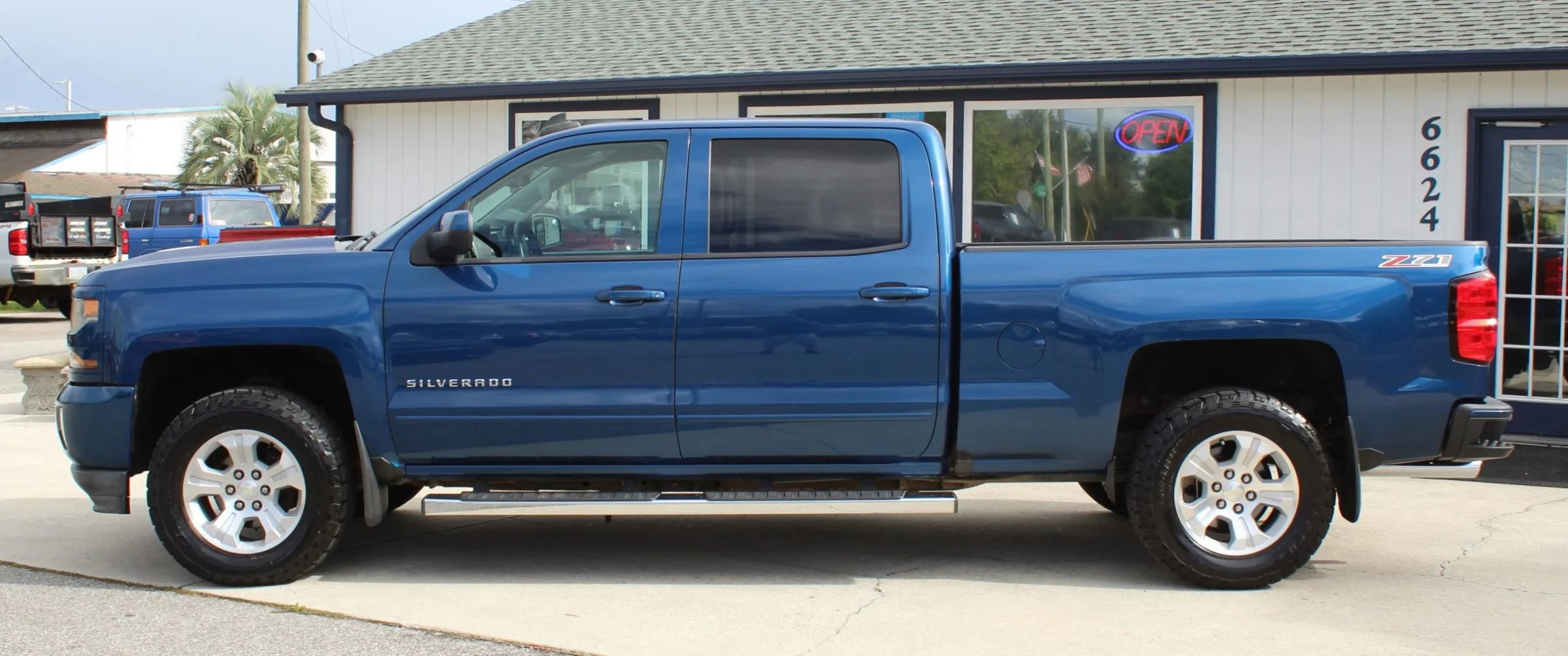 Used 2016 Chevrolet Silverado 1500 LT w/ All Star Edition image 2
