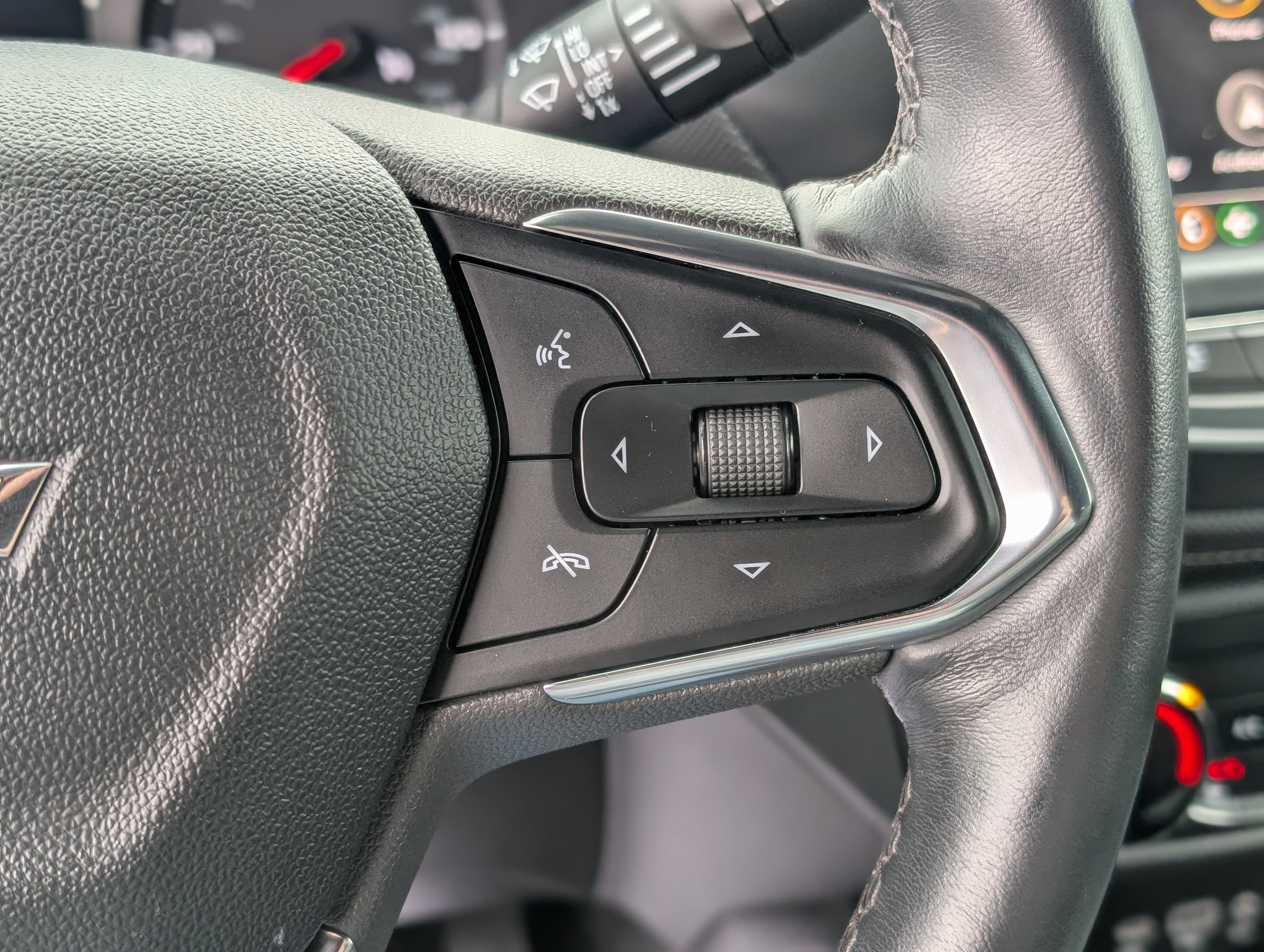 Used 2023 Chevrolet TrailBlazer ACTIV image 18