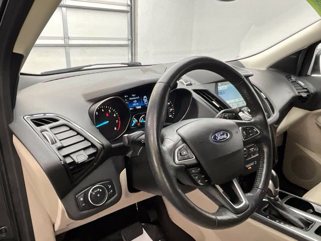 Used 2019 Ford Escape Titanium FWD image 19