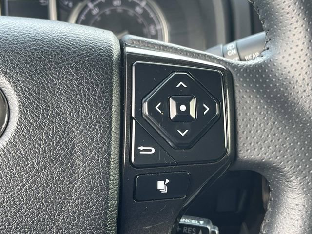 Used 2024 Toyota 4Runner TRD Off-Road image 27