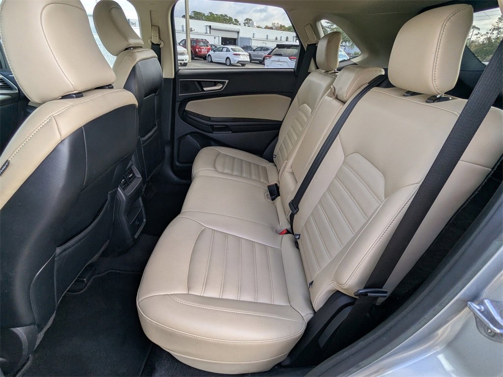Used 2023 Ford Edge SEL image 14