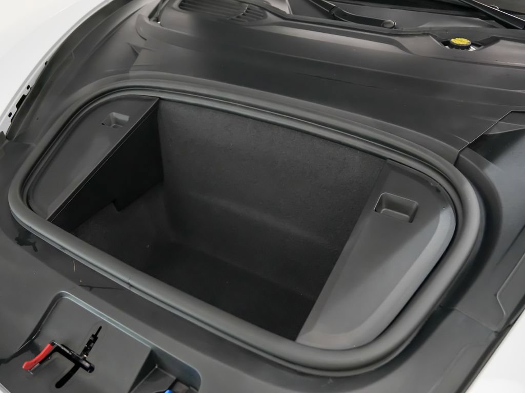 Used 2025 Porsche Taycan 4S AWD/4WD image 13