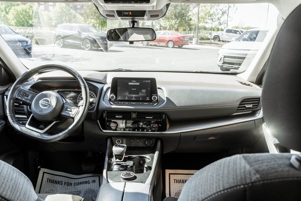 Used 2021 Nissan Rogue SV image 7