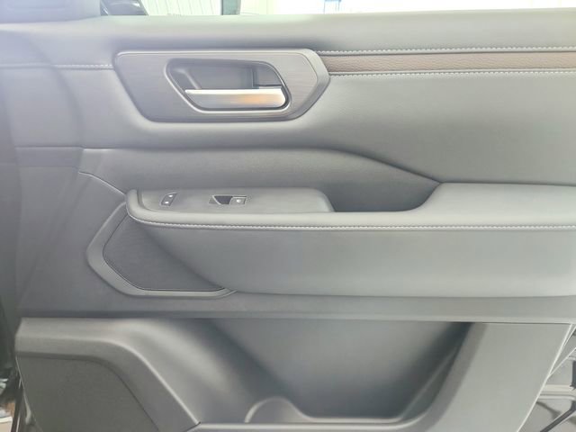 New 2026 Nissan Armada SL w/ Captain's Chari Seat Package image 50