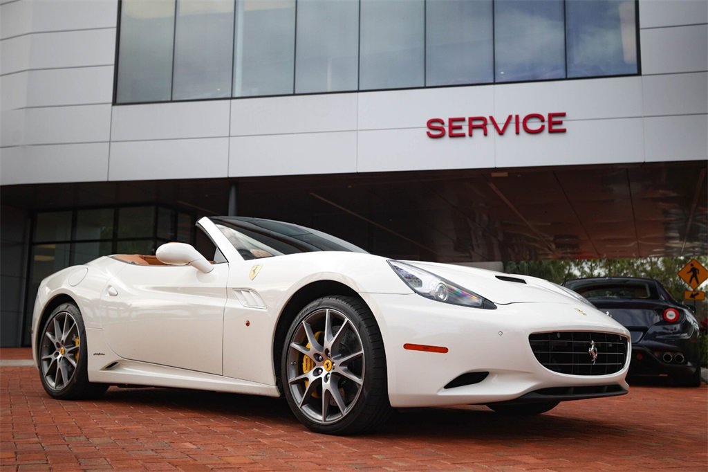 Certified 2012 Ferrari California image 26