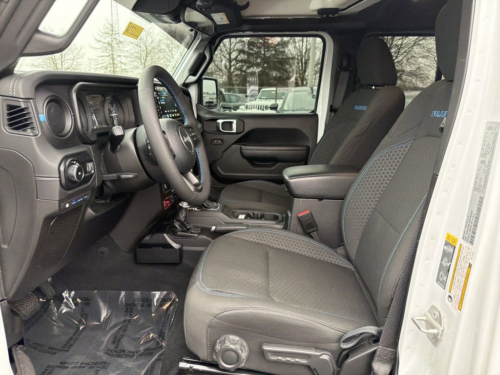 Used 2024 Jeep Wrangler Unlimited Rubicon 4xe w/ Convenience Group AWD/4WD image 12