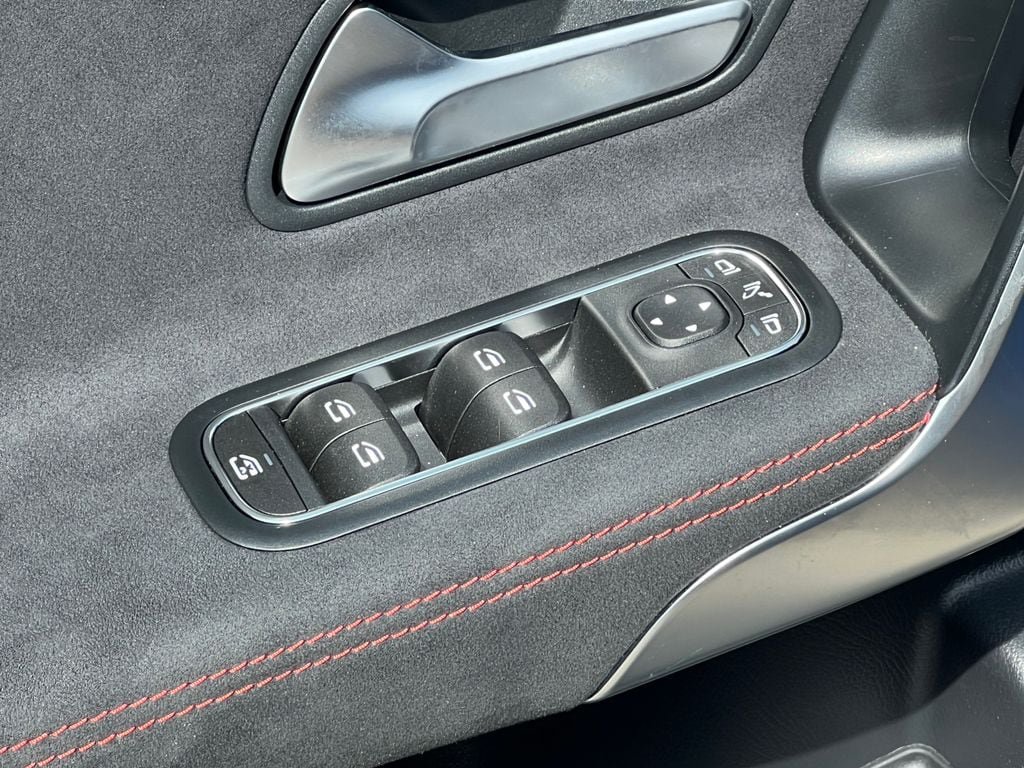 New 2025 Mercedes-Benz CLA 250 4MATIC image 17