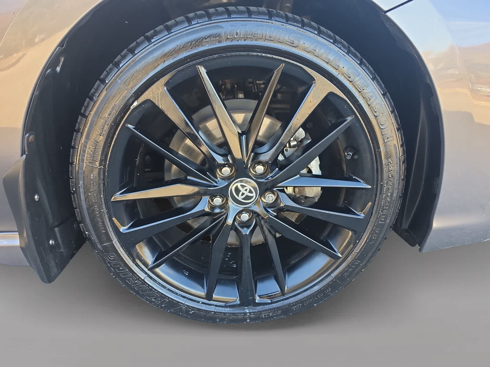 Used 2023 Toyota Camry XSE FWD image 19