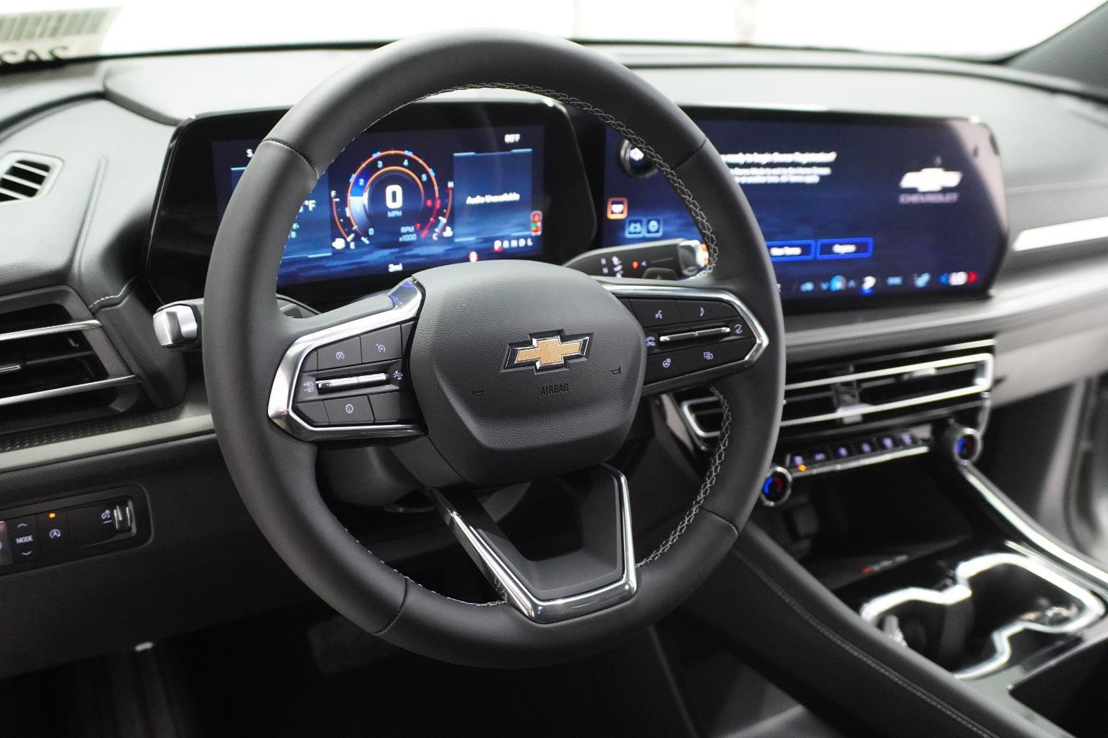 New 2026 Chevrolet Traverse LT FWD image 7