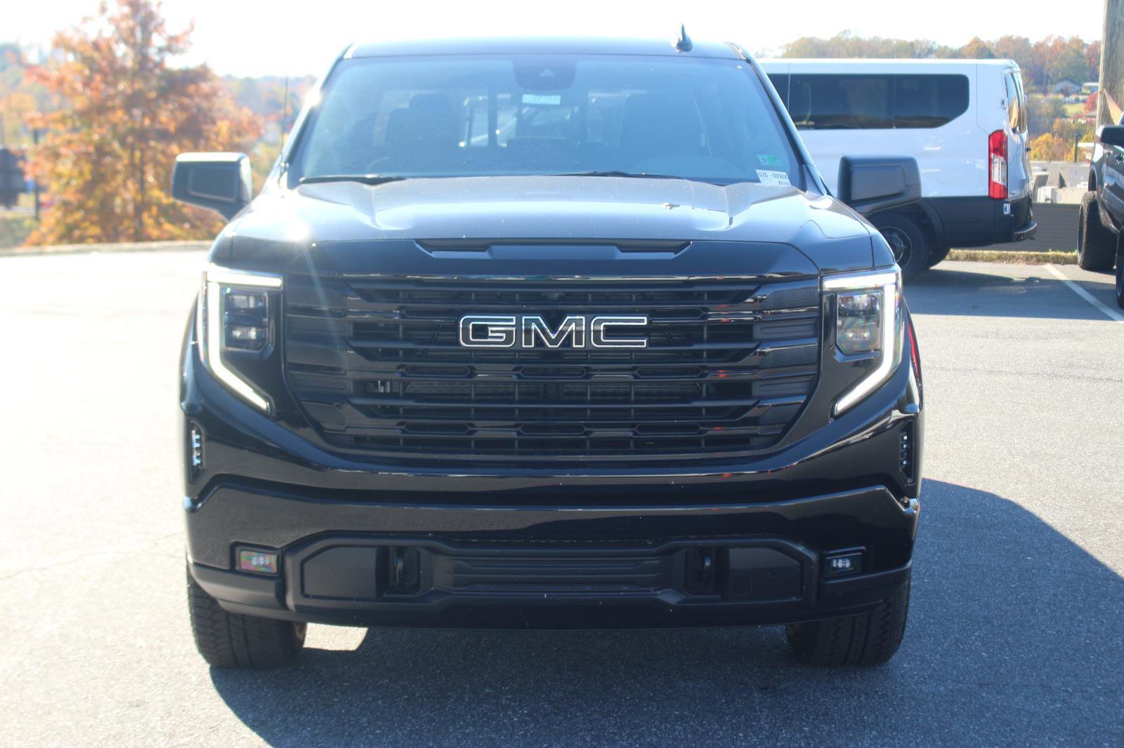 New 2026 GMC Sierra 1500 Elevation image 2