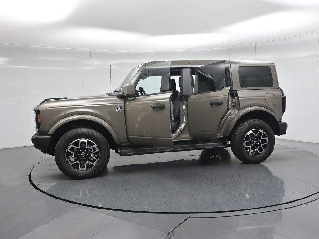 New 2026 Ford Bronco Outer Banks image 31