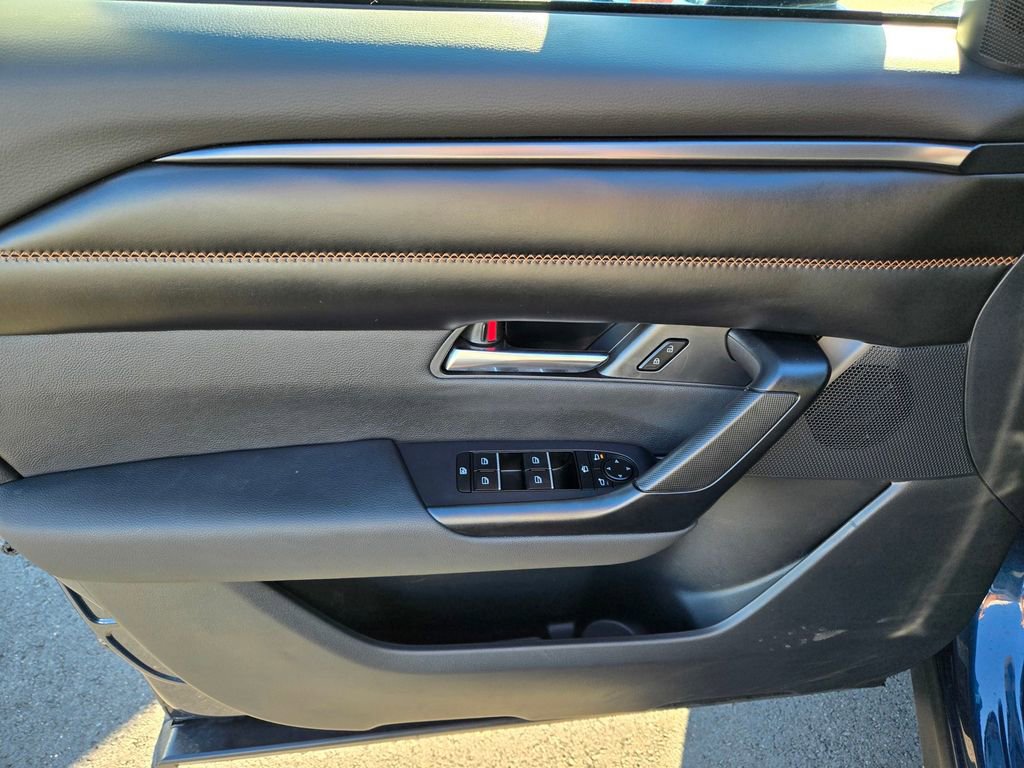 Certified 2025 MAZDA CX-50 2.5 Hybrid w/ Premium Plus Pkg image 16