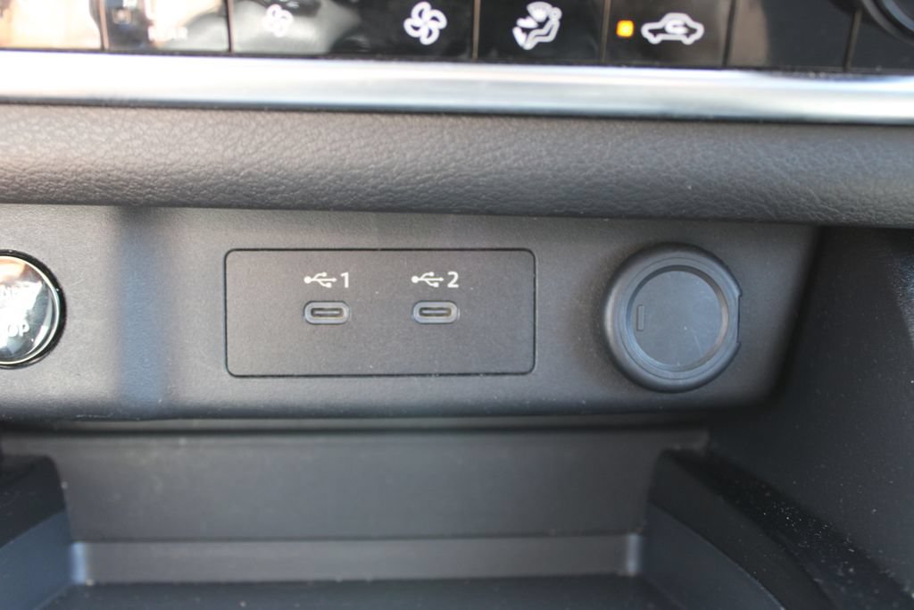 Used 2024 Nissan Rogue SV AWD/4WD image 49