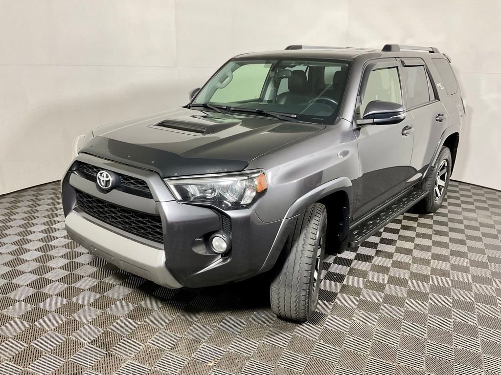 Used 2018 Toyota 4Runner TRD Off-Road AWD/4WD image 12