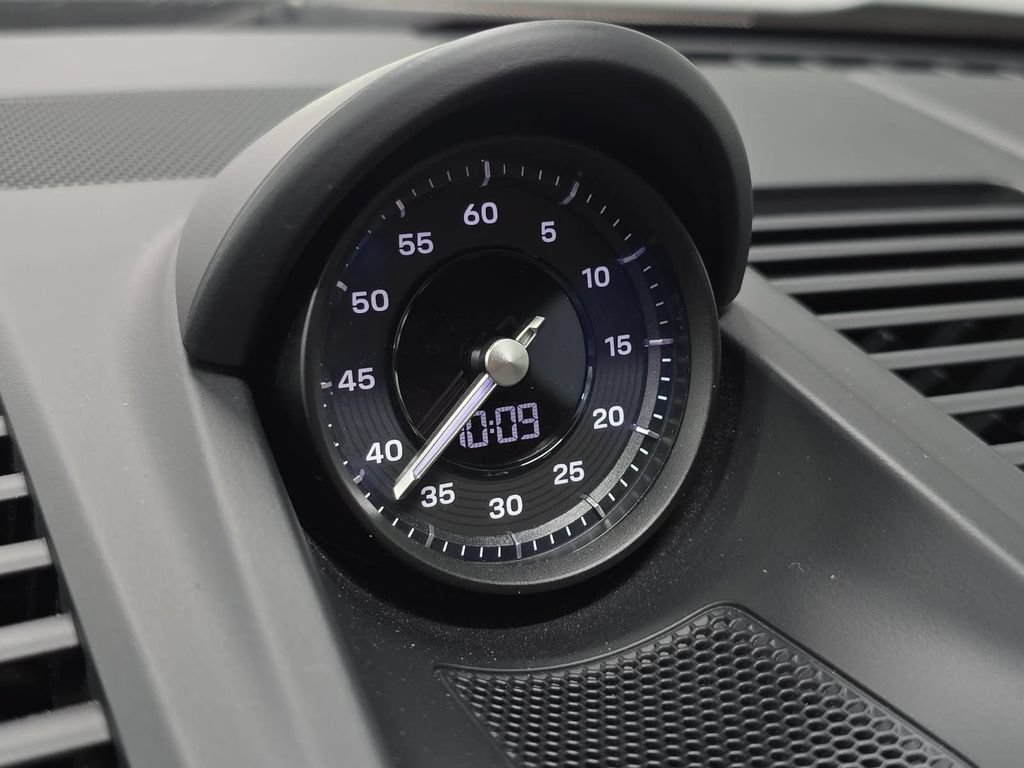 Certified 2021 Porsche 911 AWD/4WD image 21