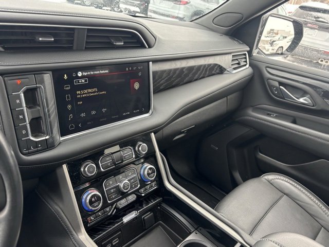 Used 2023 GMC Yukon XL Denali w/ Advanced Technology Package image 32
