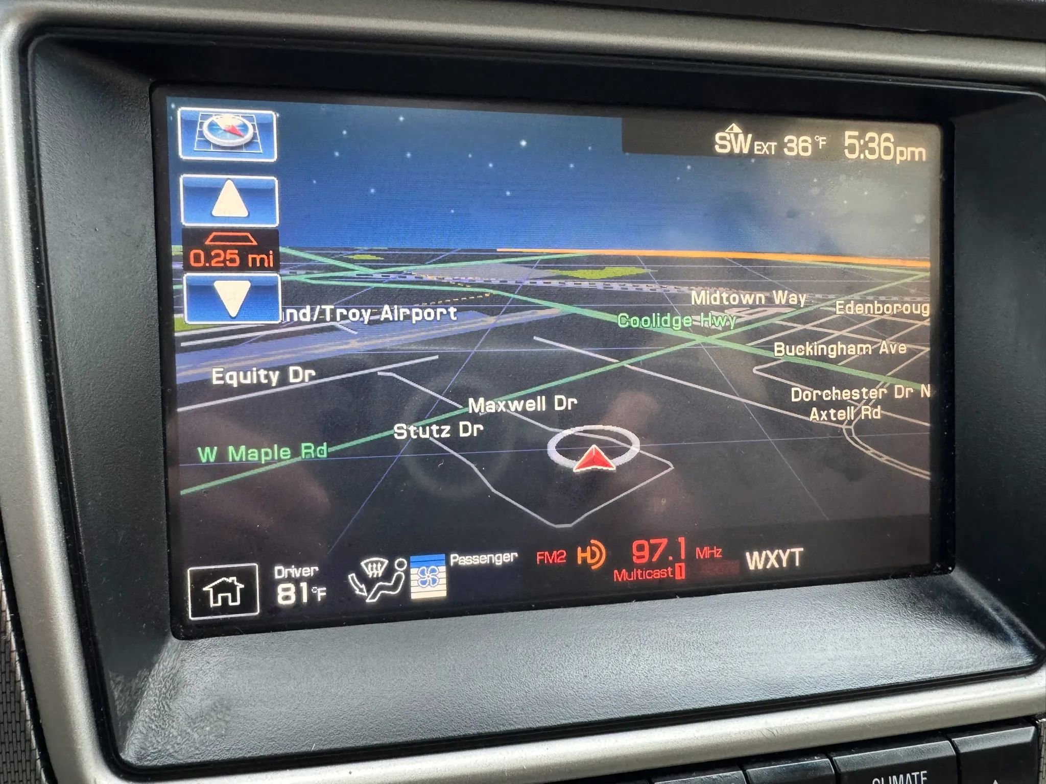 Used 2011 Ford Fusion Hybrid w/ 502A Rapid Spec Order Code image 18