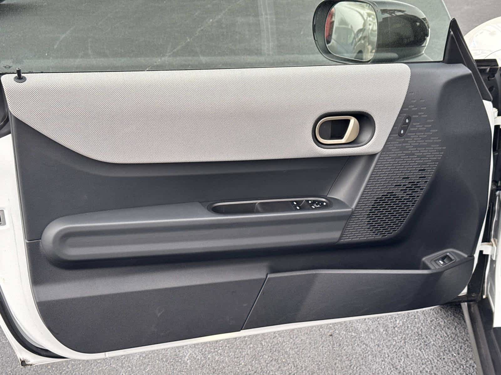 Certified 2025 MINI Cooper 2-Door Hardtop image 13
