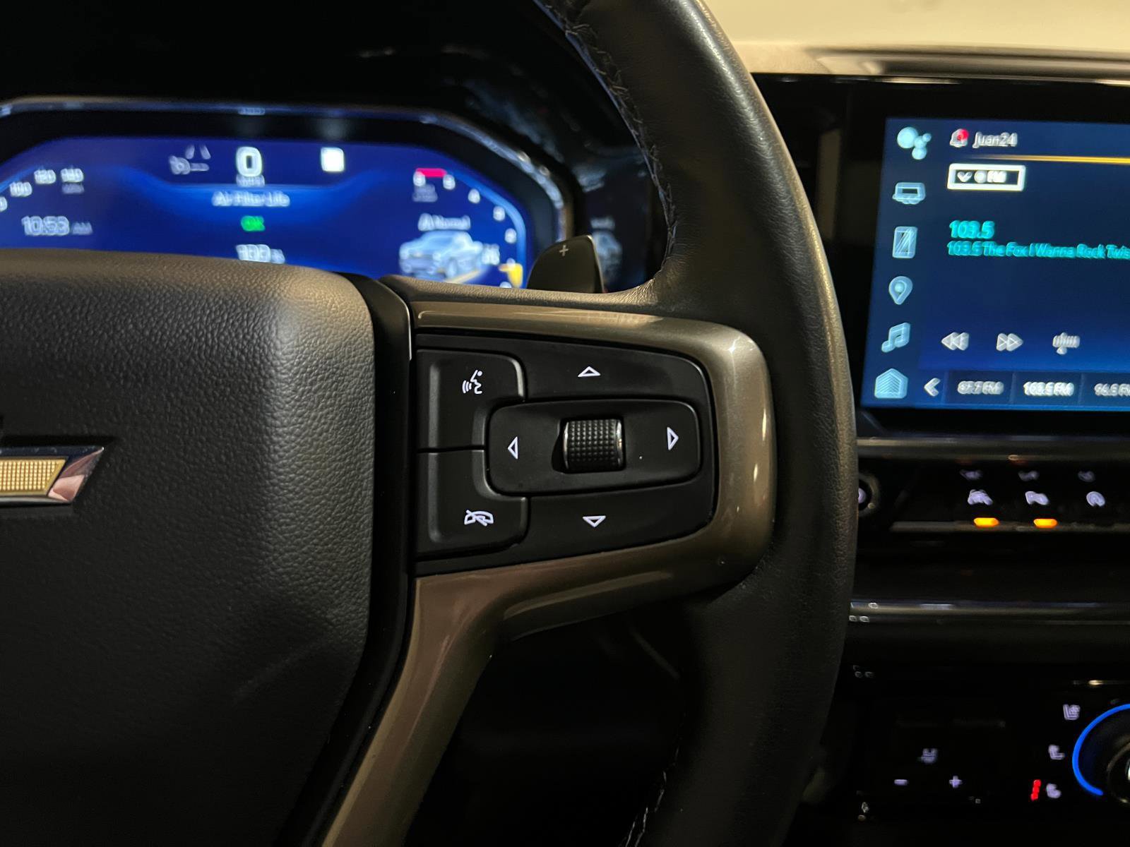 Used 2023 Chevrolet Silverado 1500 High Country w/ High Country Premium Package image 14