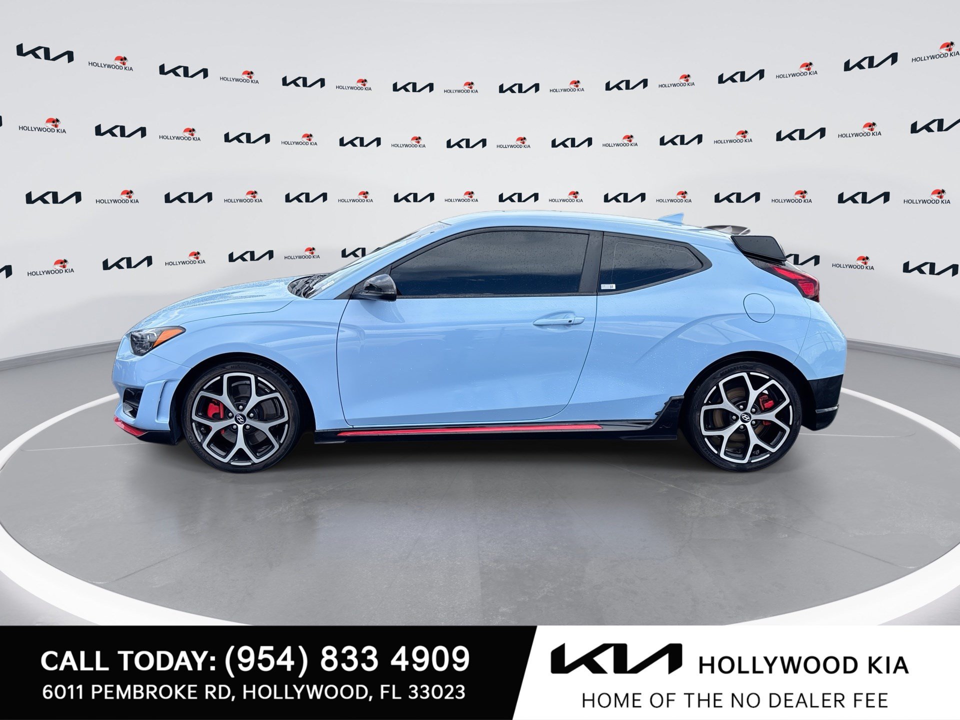 Used 2020 Hyundai Veloster N FWD image 5