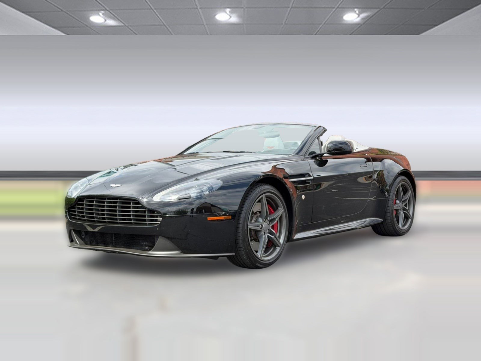 Used 2016 Aston Martin V8 Vantage GT image 30