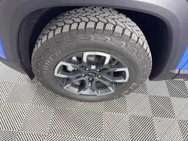 New 2026 Chevrolet Equinox ACTIV w/ Convenience Package III FWD image 10