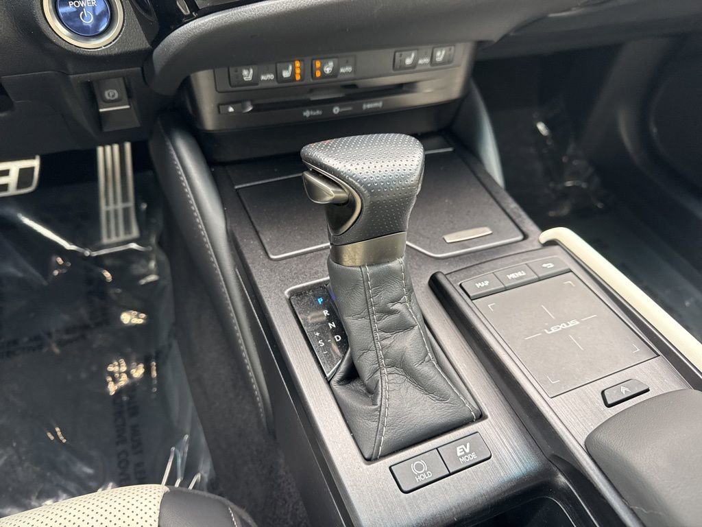 Used 2022 Lexus ES 300h F Sport image 17