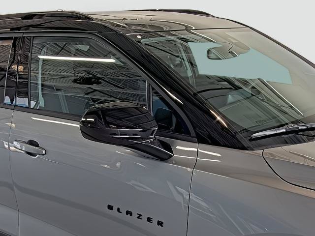 New 2026 Chevrolet Blazer LT w/ Convenience Package FWD image 15