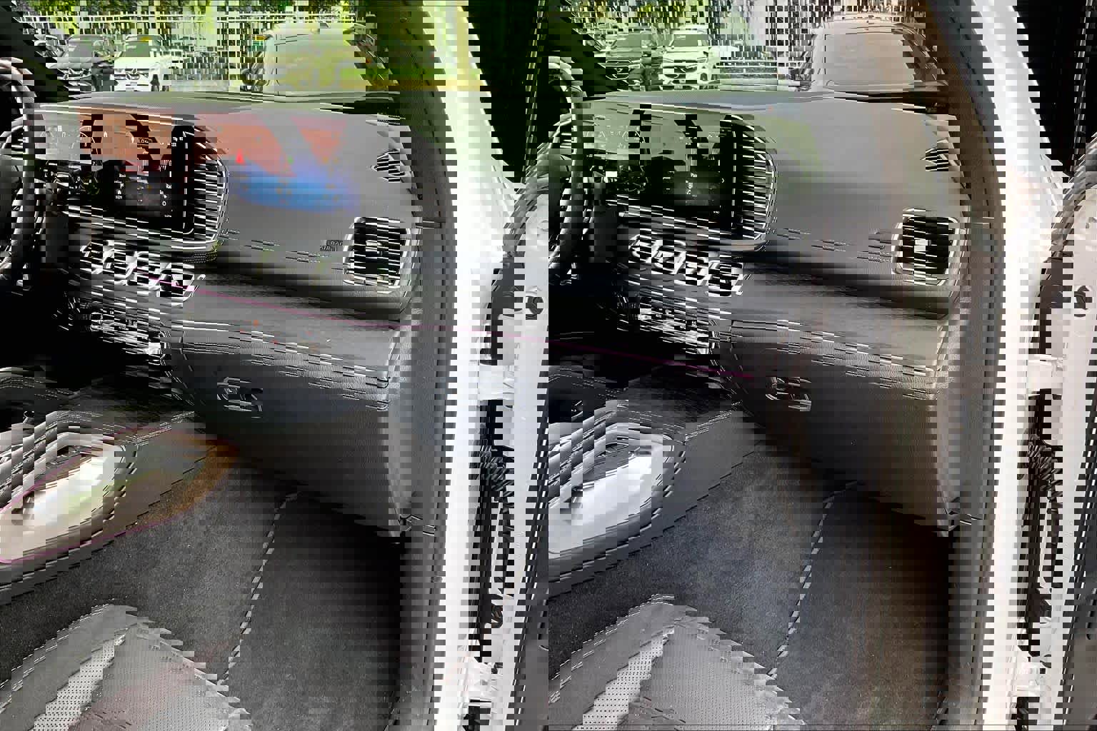 Used 2025 Mercedes-Benz GLE 53 AMG 4MATIC image 18