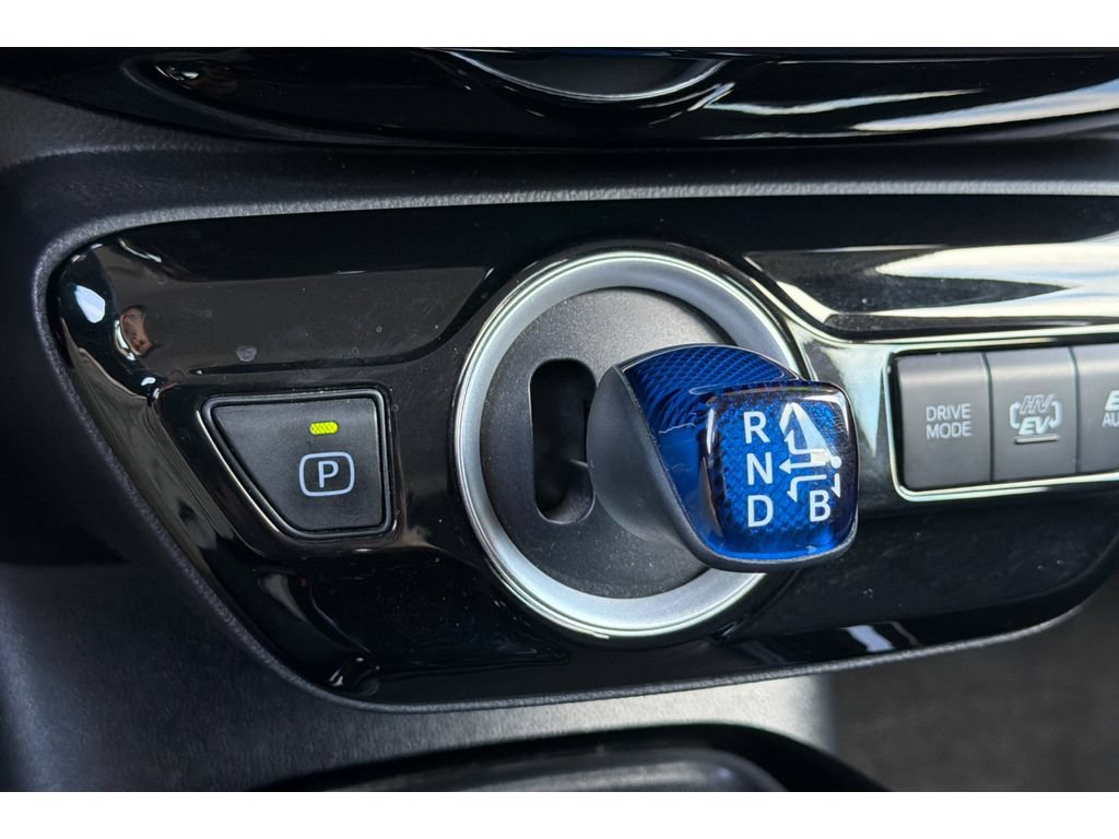 Certified 2022 Toyota Prius Prime LE FWD image 23