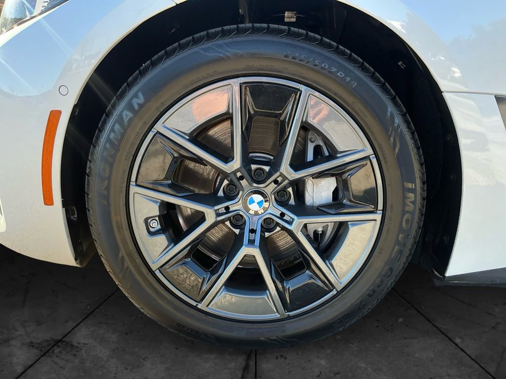 Used 2025 BMW i4 xDrive40i w/ Premium Package image 15