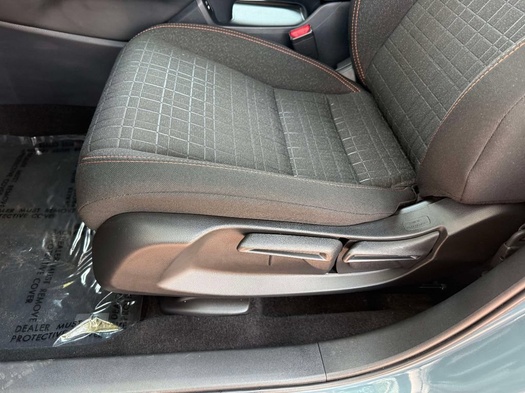 Used 2025 Honda HR-V Sport image 13