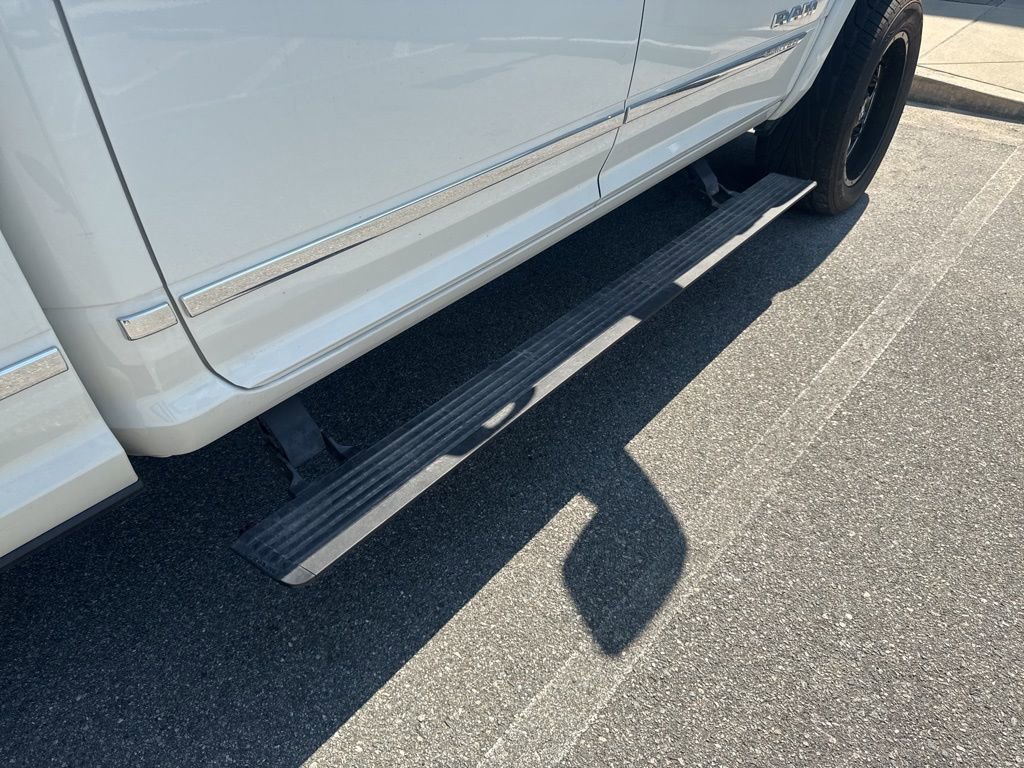 Used 2024 RAM 3500 Limited image 10