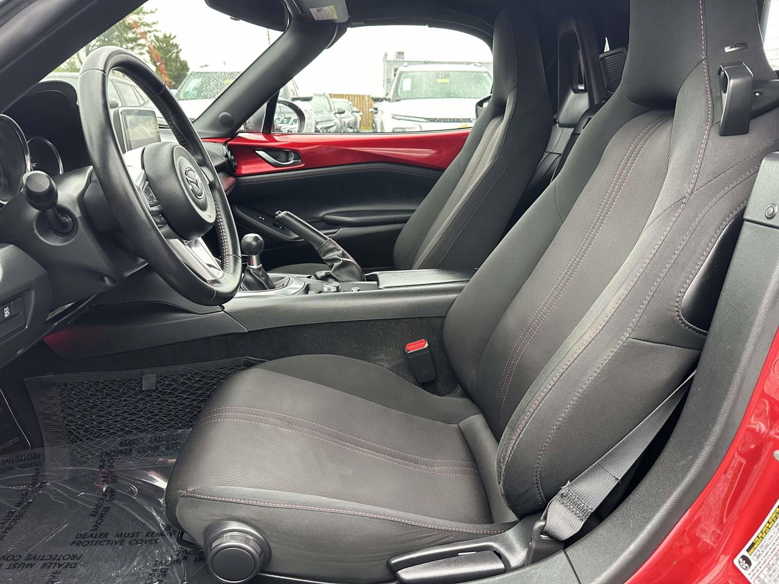 Used 2016 MAZDA MX-5 Miata Club RWD image 22