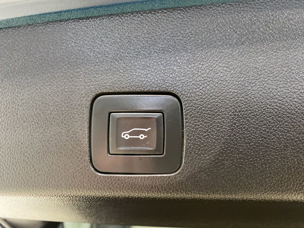 Used 2023 Buick Encore GX Essence w/ Advanced Technology Package image 20